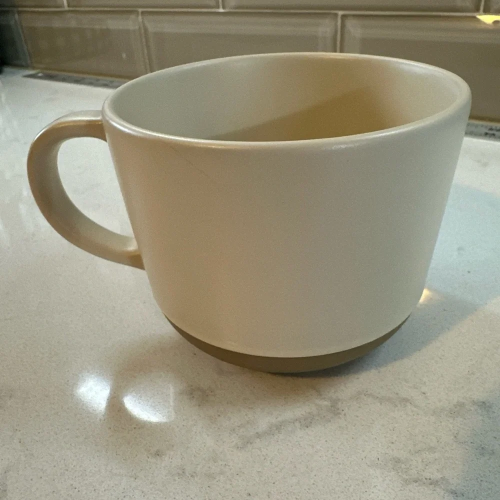 Disney Mickey Mouse Homestead ''Joy'' Holiday Mug-sold‎ out everywhere